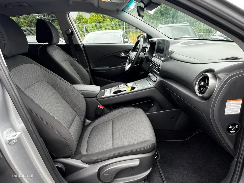 Hyundai KONA 15