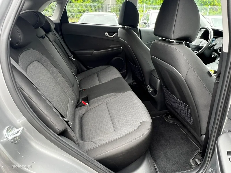 Hyundai KONA 17