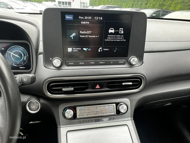 Hyundai KONA 18
