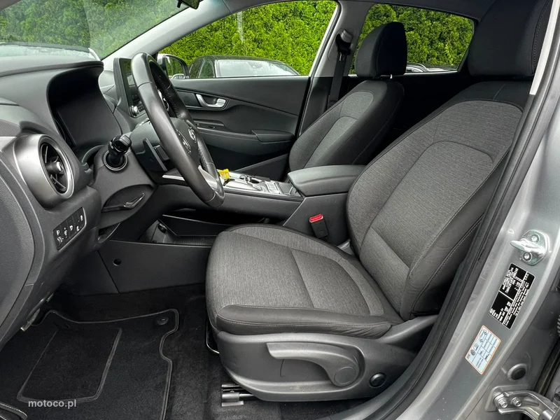 Hyundai KONA 9
