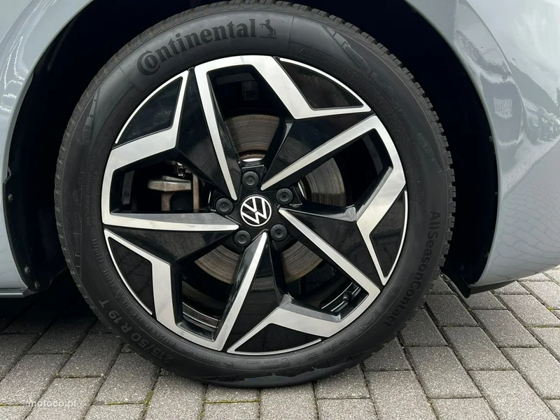 Volkswagen ID.3 6