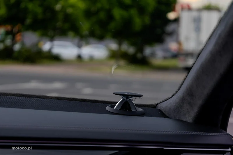 Audi S8 16