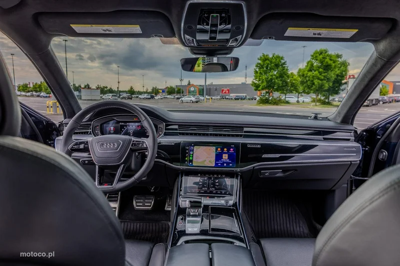 Audi S8 8