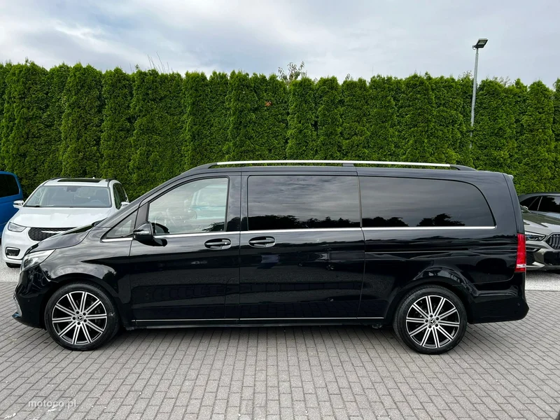 Mercedes-Benz Klasa V W447 V 300 2