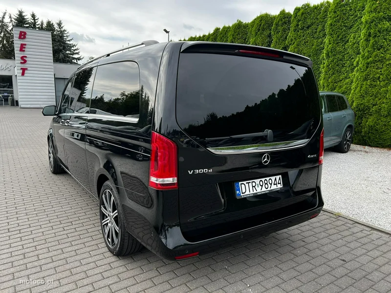 Mercedes-Benz Klasa V W447 V 300 3