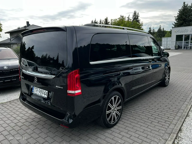 Mercedes-Benz Klasa V W447 V 300 6