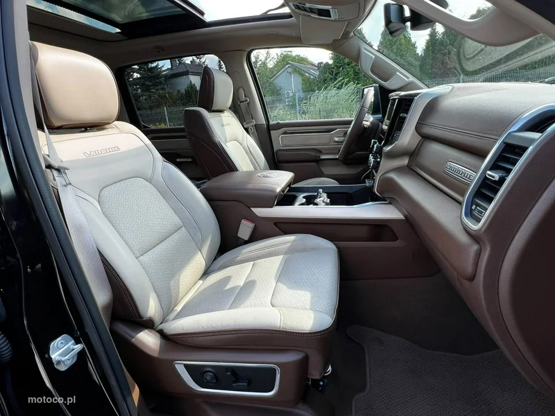 Dodge RAM 23