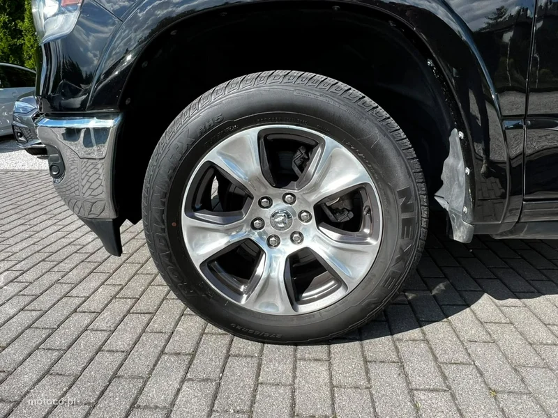 Dodge RAM 6