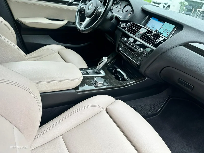 BMW X4 F26 8