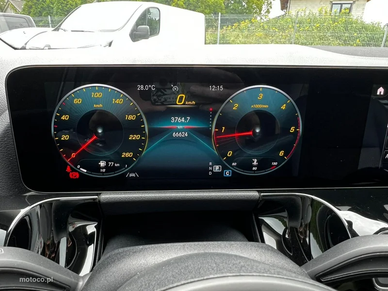Mercedes-Benz Klasa B W247 B 200 9