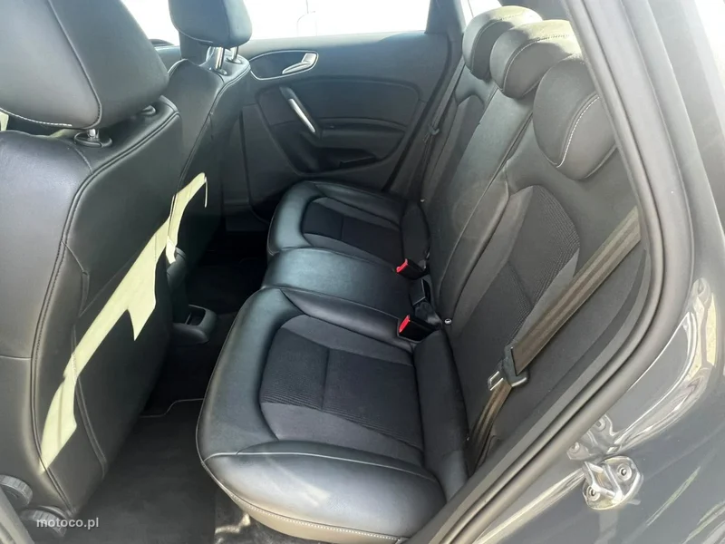 Audi A1 8X 12
