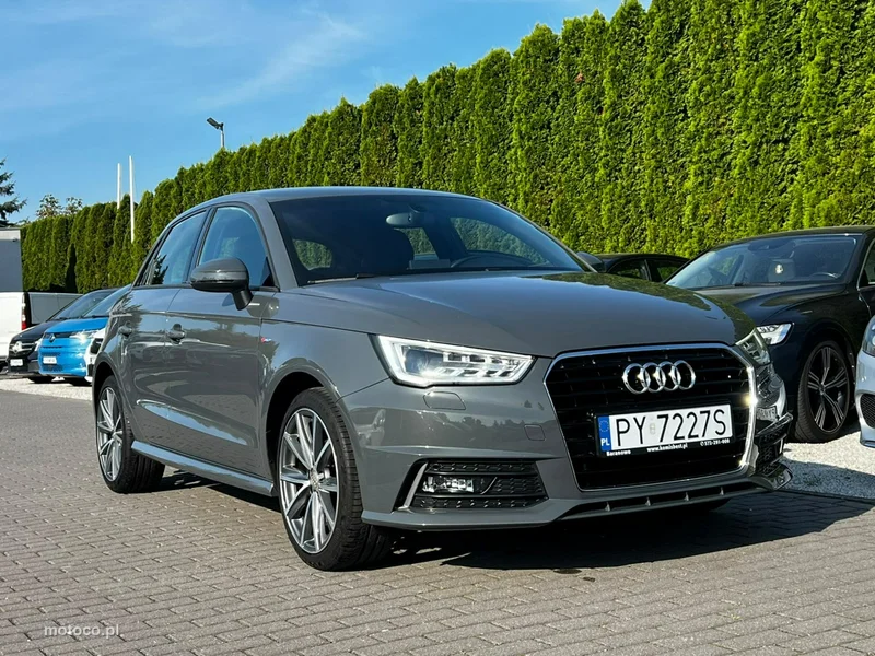 Audi A1 8X 7