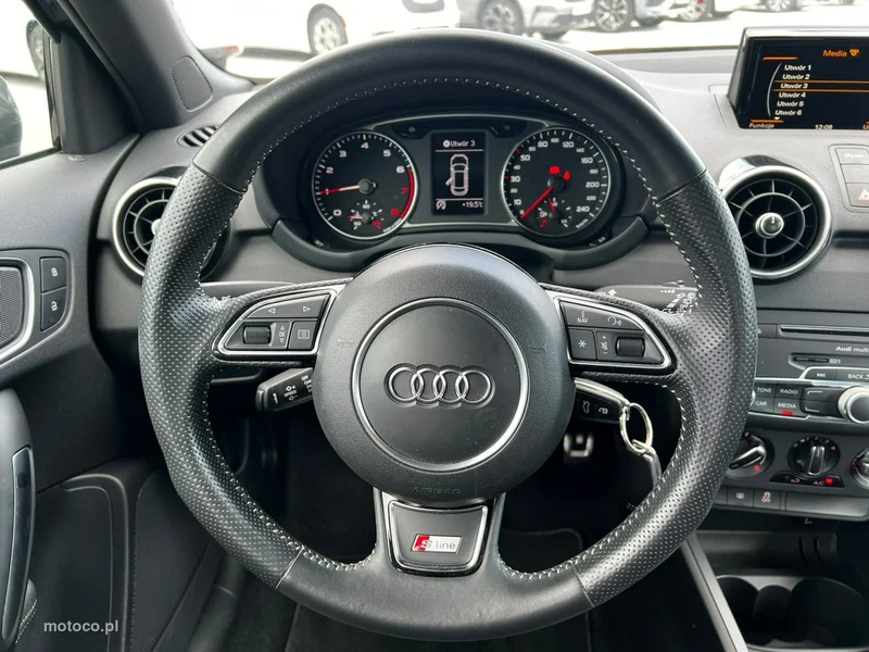 Audi A1 8X 11