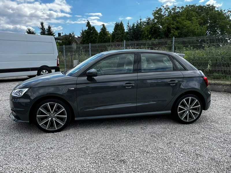 Audi A1 8X 3