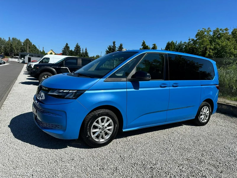 Volkswagen Multivan 12