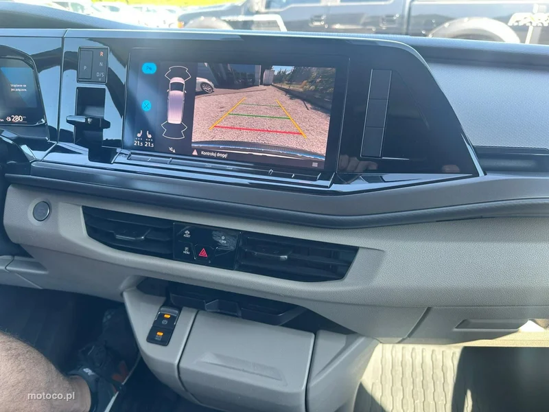 Volkswagen Multivan 15