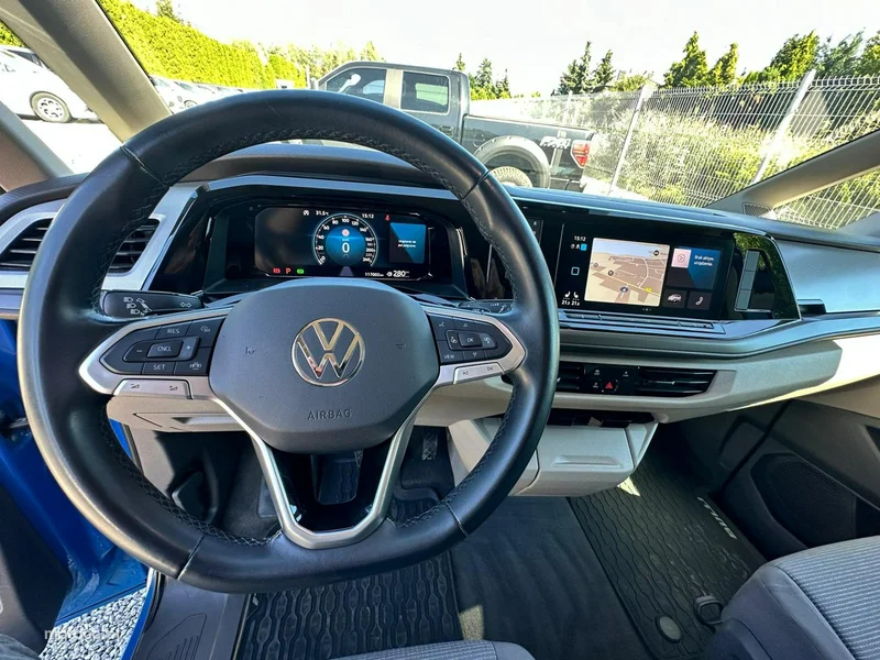 Volkswagen Multivan 16