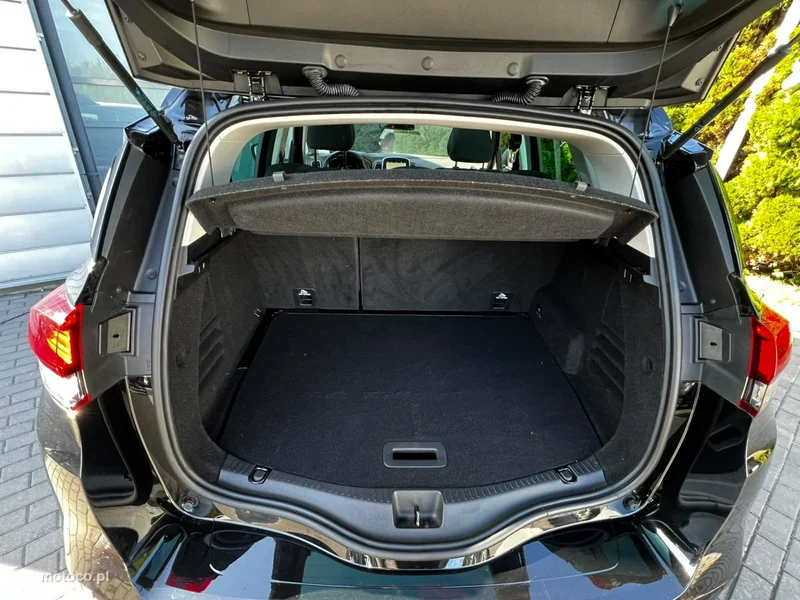 Renault Scenic IV 18