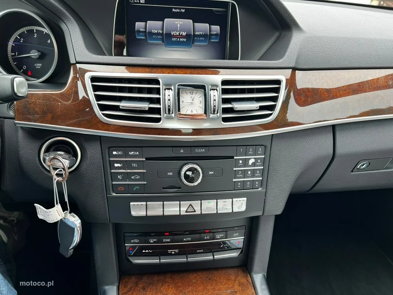 Mercedes-Benz Klasa E W212 E 250 14