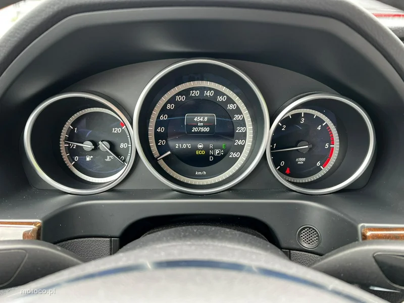 Mercedes-Benz Klasa E W212 E 250 17