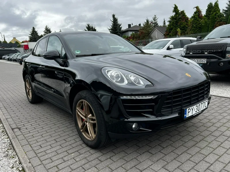 Porsche Macan 95B 4