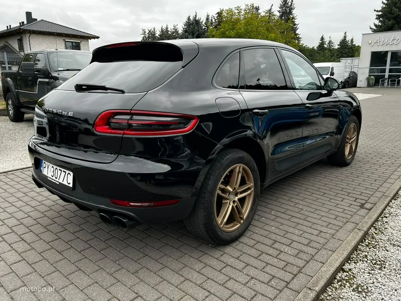 Porsche Macan 95B 6