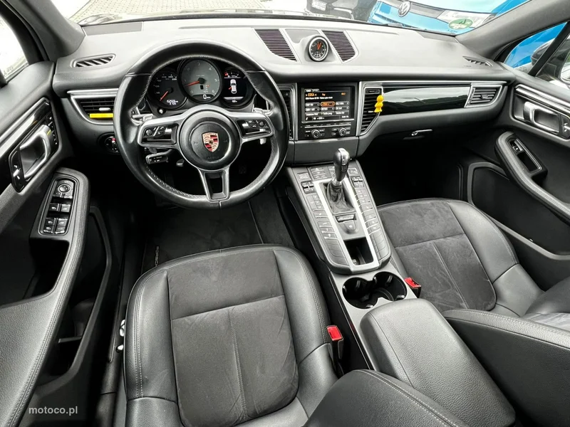 Porsche Macan 95B 8