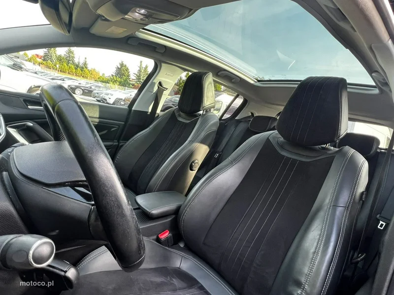 Peugeot 308 11