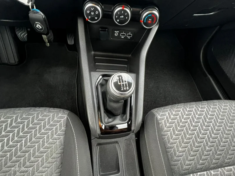 Renault Clio V 12