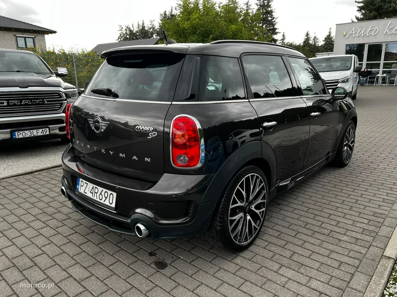 MINI Countryman 4