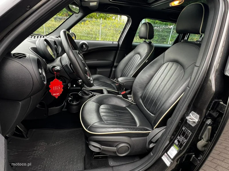 MINI Countryman 8