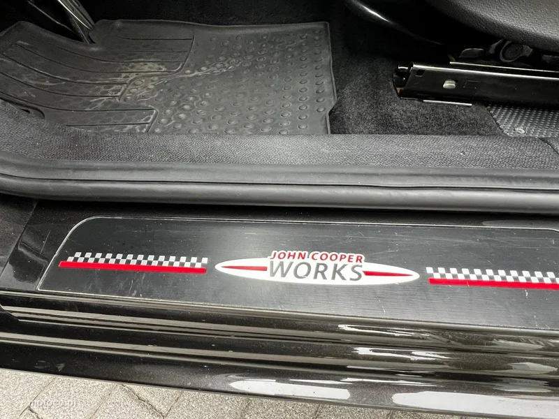 MINI Countryman 9