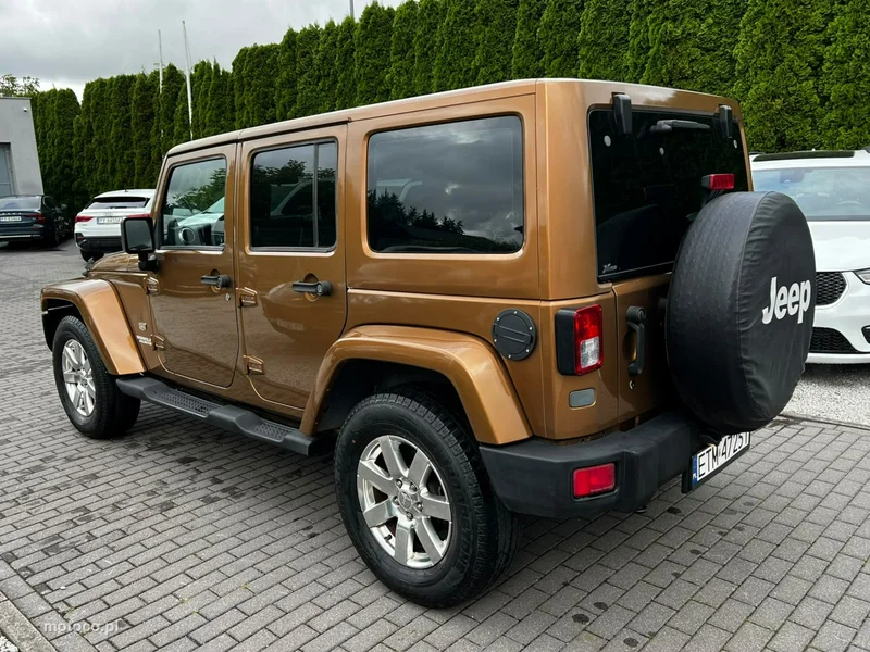 Jeep Wrangler 2