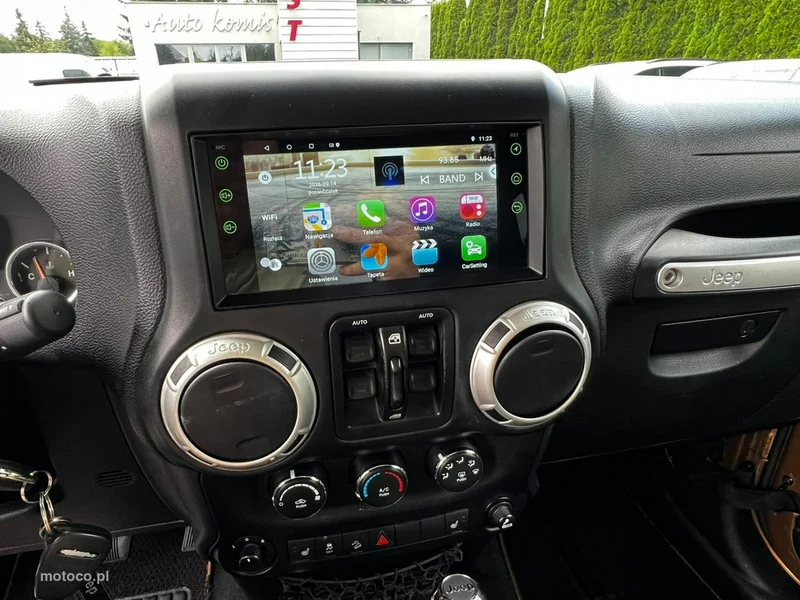 Jeep Wrangler 19