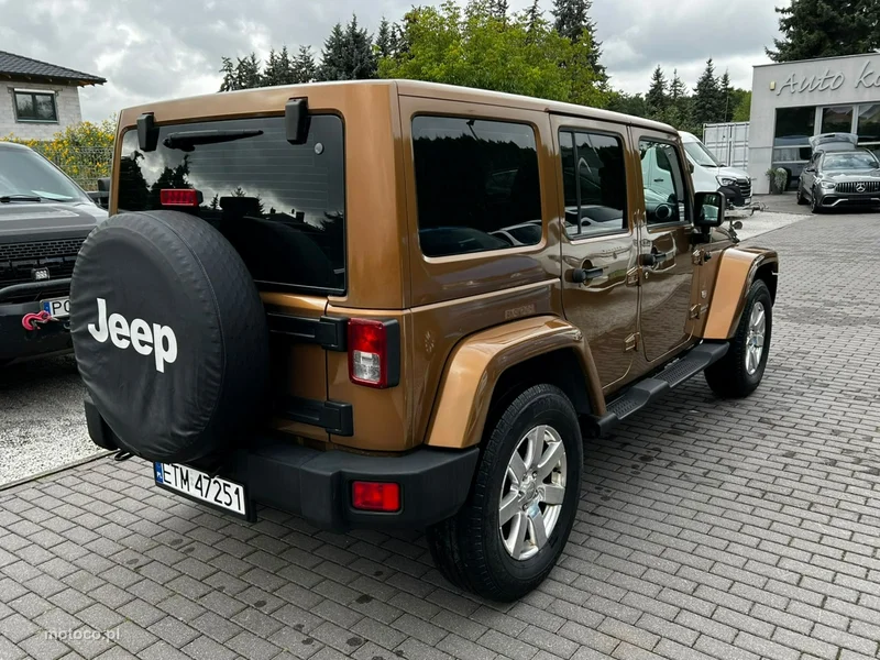 Jeep Wrangler 4