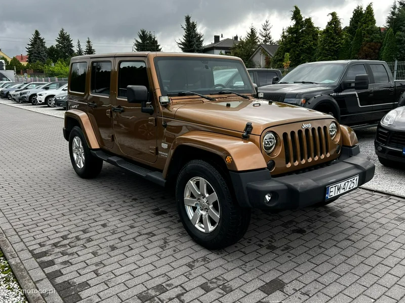 Jeep Wrangler 5