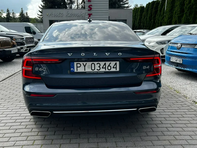 Volvo S60 5