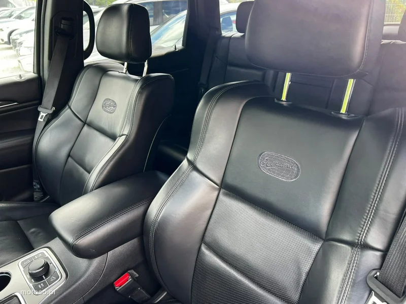 Jeep Grand Cherokee 13