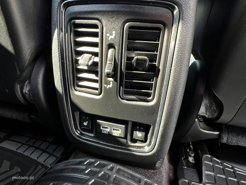 Jeep Grand Cherokee 20