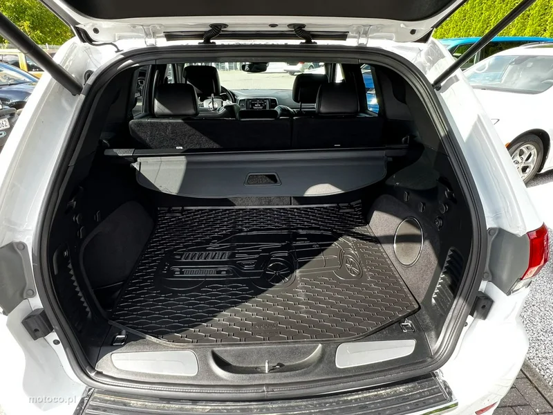 Jeep Grand Cherokee 21