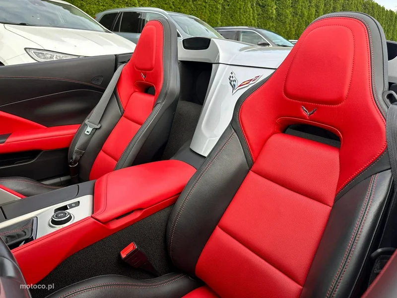 Chevrolet Corvette 13