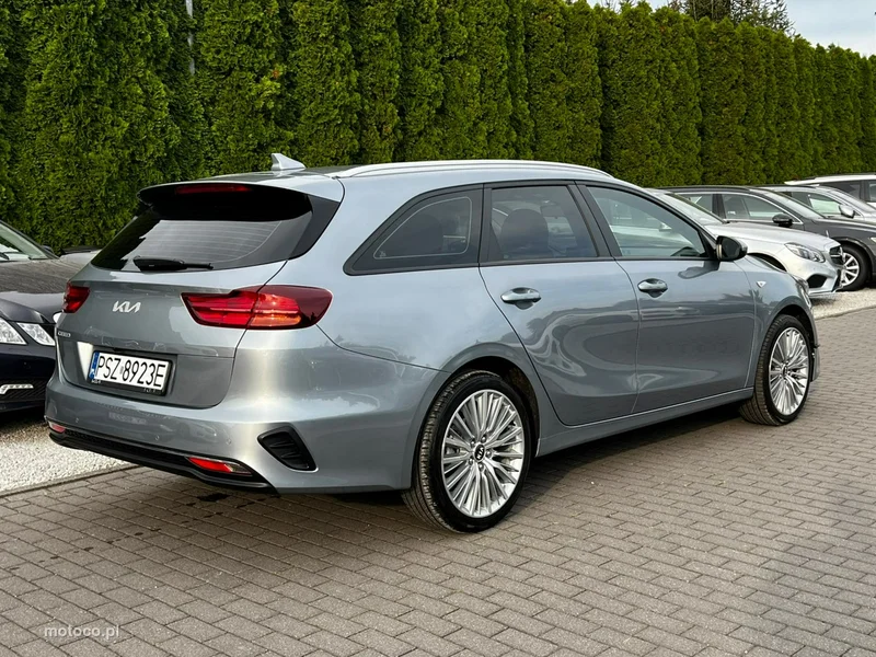 Kia Cee'd 8
