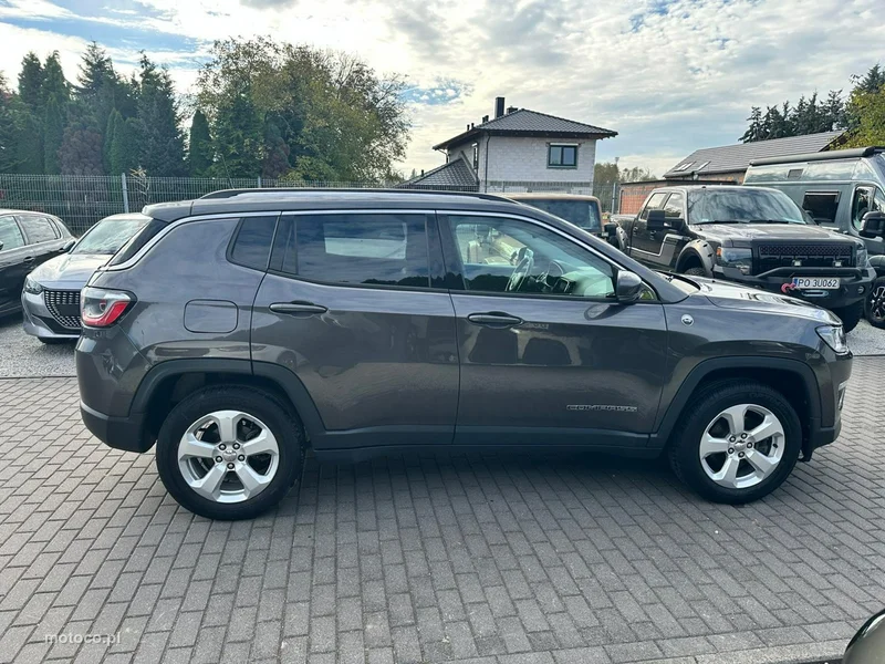 Jeep Compass 6