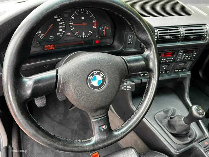 BMW M5 E34 14