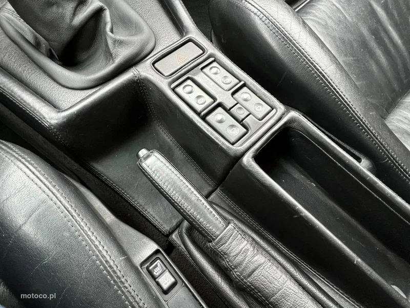 BMW M5 E34 24