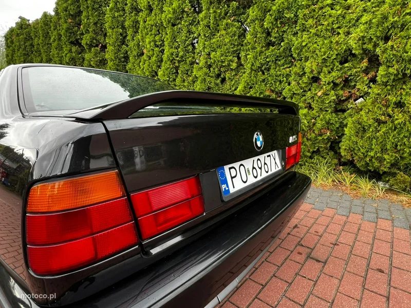 BMW M5 E34 5