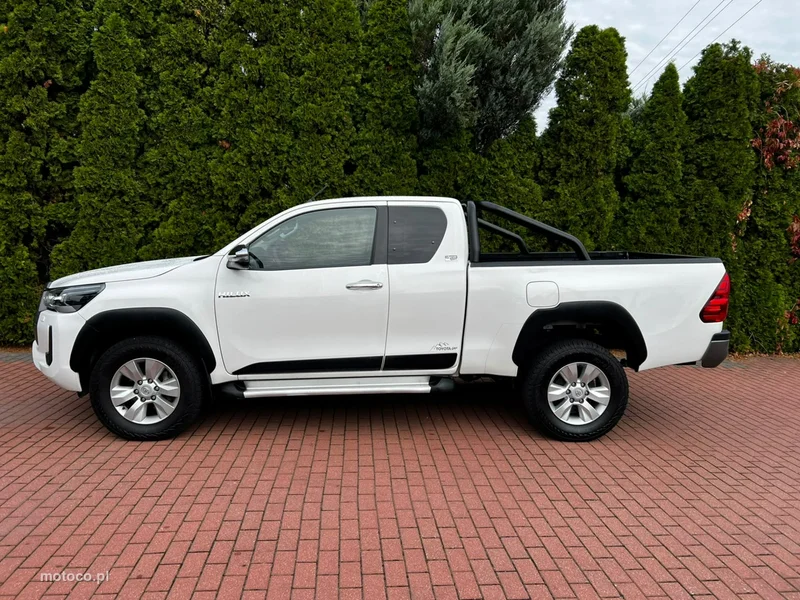 Toyota Hilux AN120 3