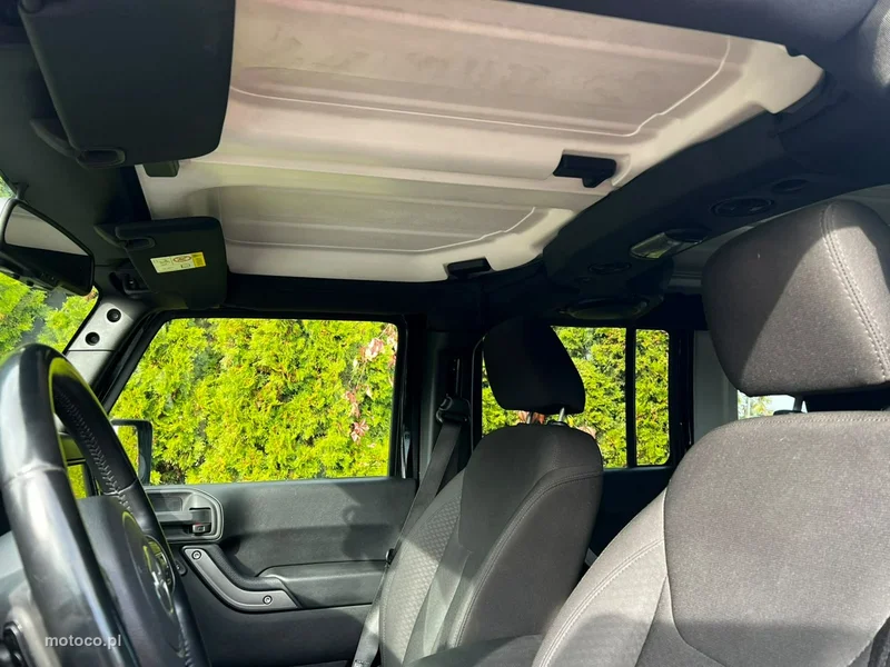 Jeep Wrangler 12
