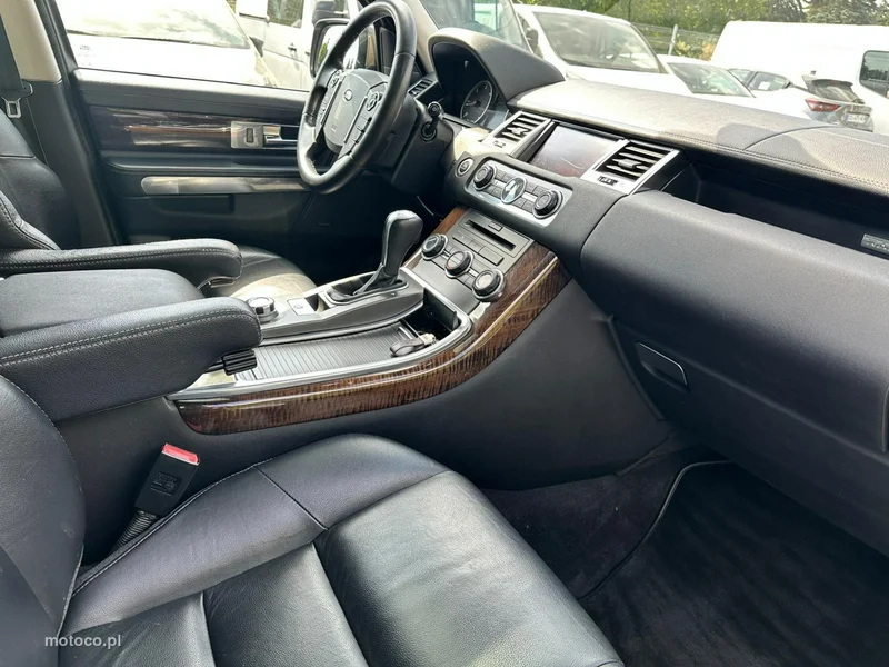 Land Rover Range Rover Sport 7