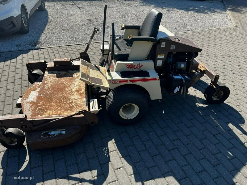 inny grasshooper Kubota 721D 2